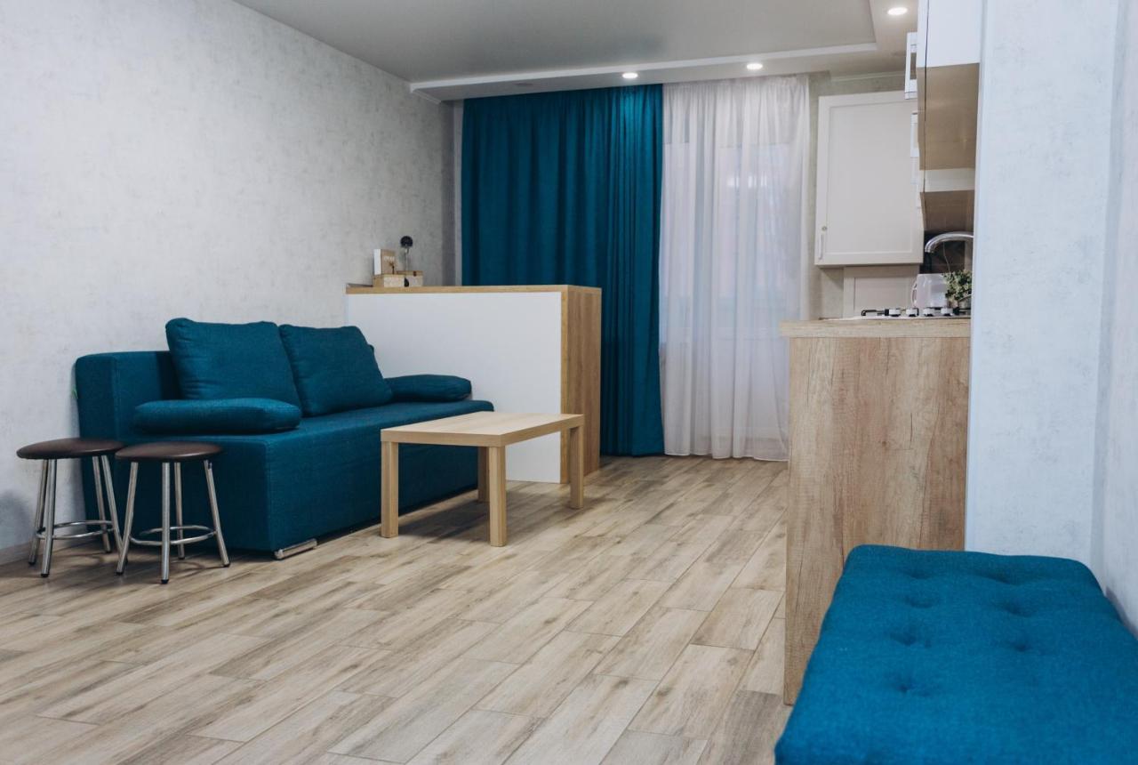 Luxe Apart-Hotel Near Lavina New Building 1 Floor Sumy Exteriör bild