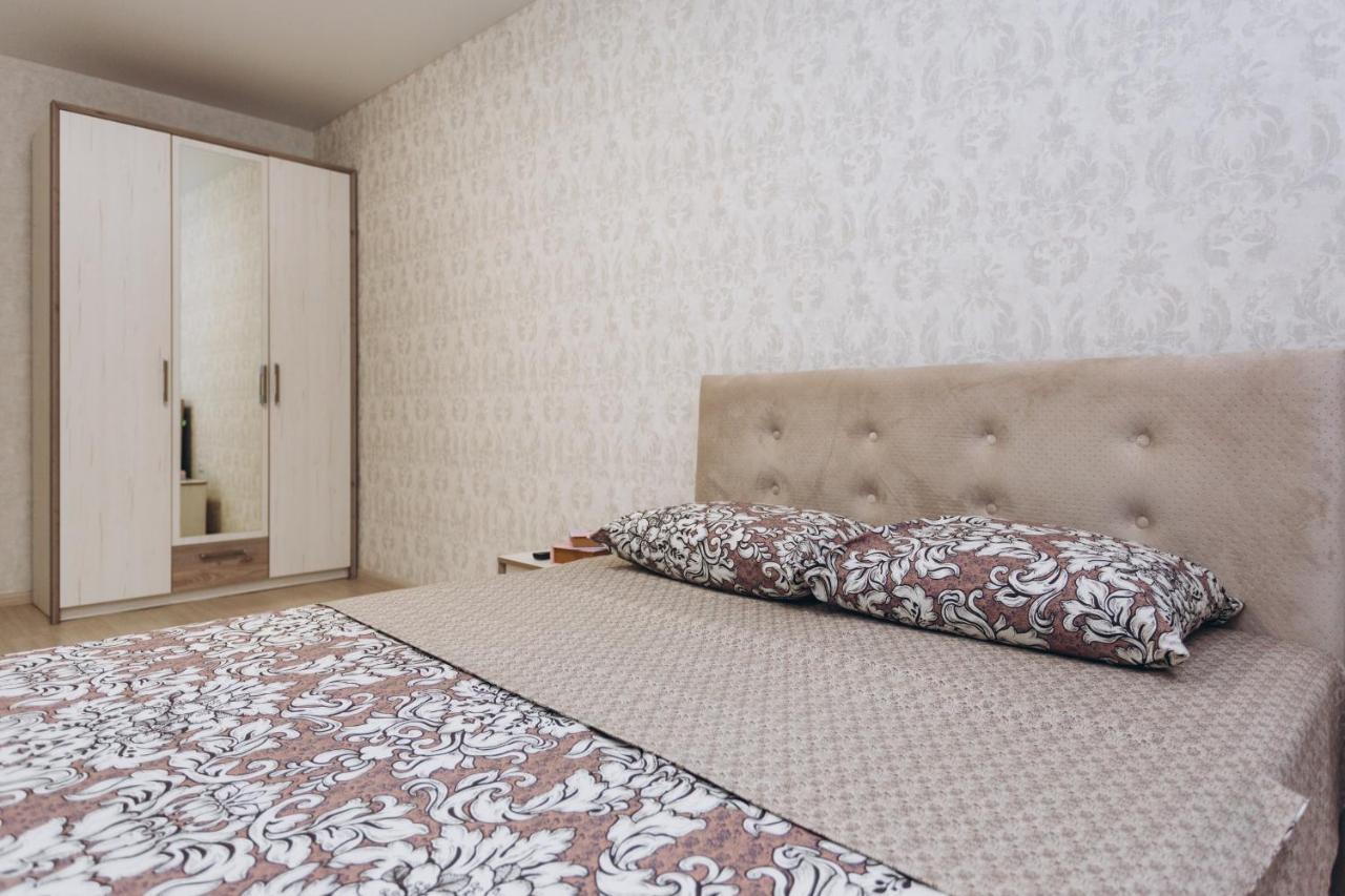 Luxe Apart-Hotel Near Lavina New Building 1 Floor Sumy Exteriör bild